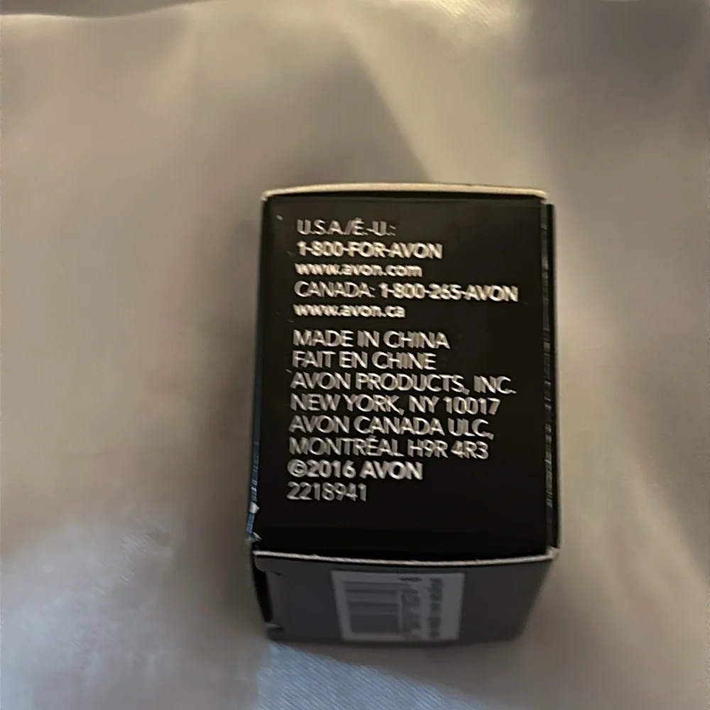 Avon Mega Metals Cream Eyeshadow 4g “Rose Metallic”